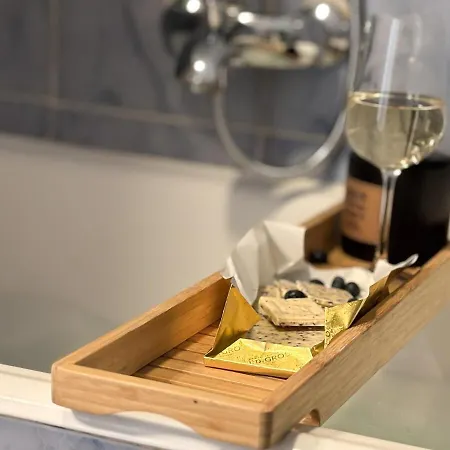 Golden Nest - M&n Apartamento Bucarest