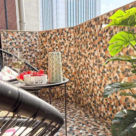 Golden Nest - M&n Apartamento Bucarest