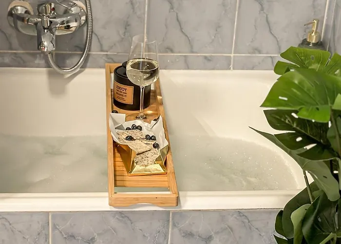 Golden Nest - M&n شقة *