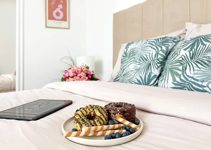 Golden Nest - M&n شقة *