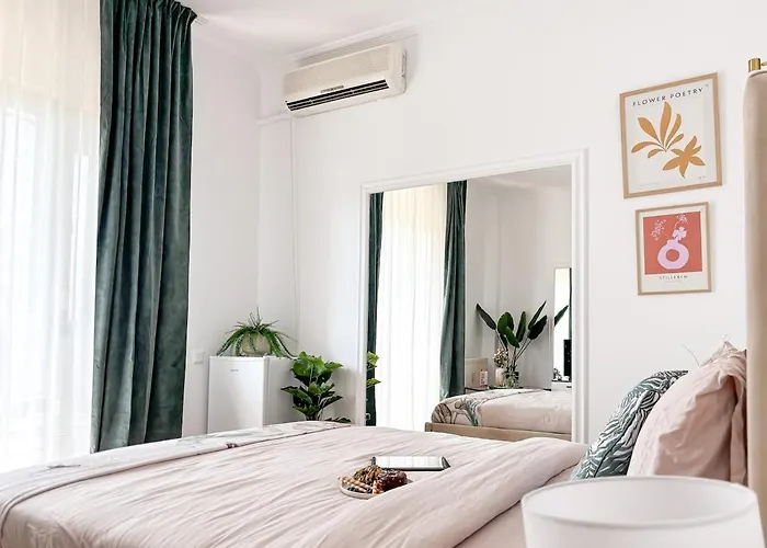 Golden Nest - M&n Apartman *