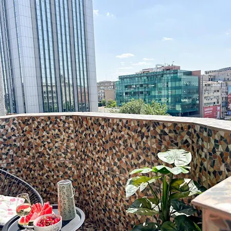 Golden Nest - M&n Apartment Bukarest